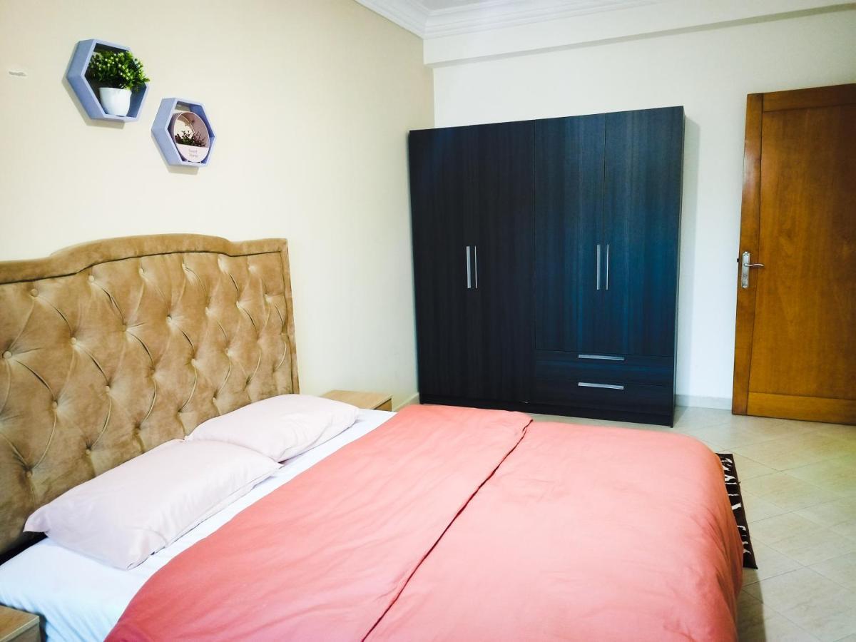 Fantastique Appartement Nouveau Meuble Avec Wifi & Netflix A Proximite Du Marjane Tanger Kültér fotó